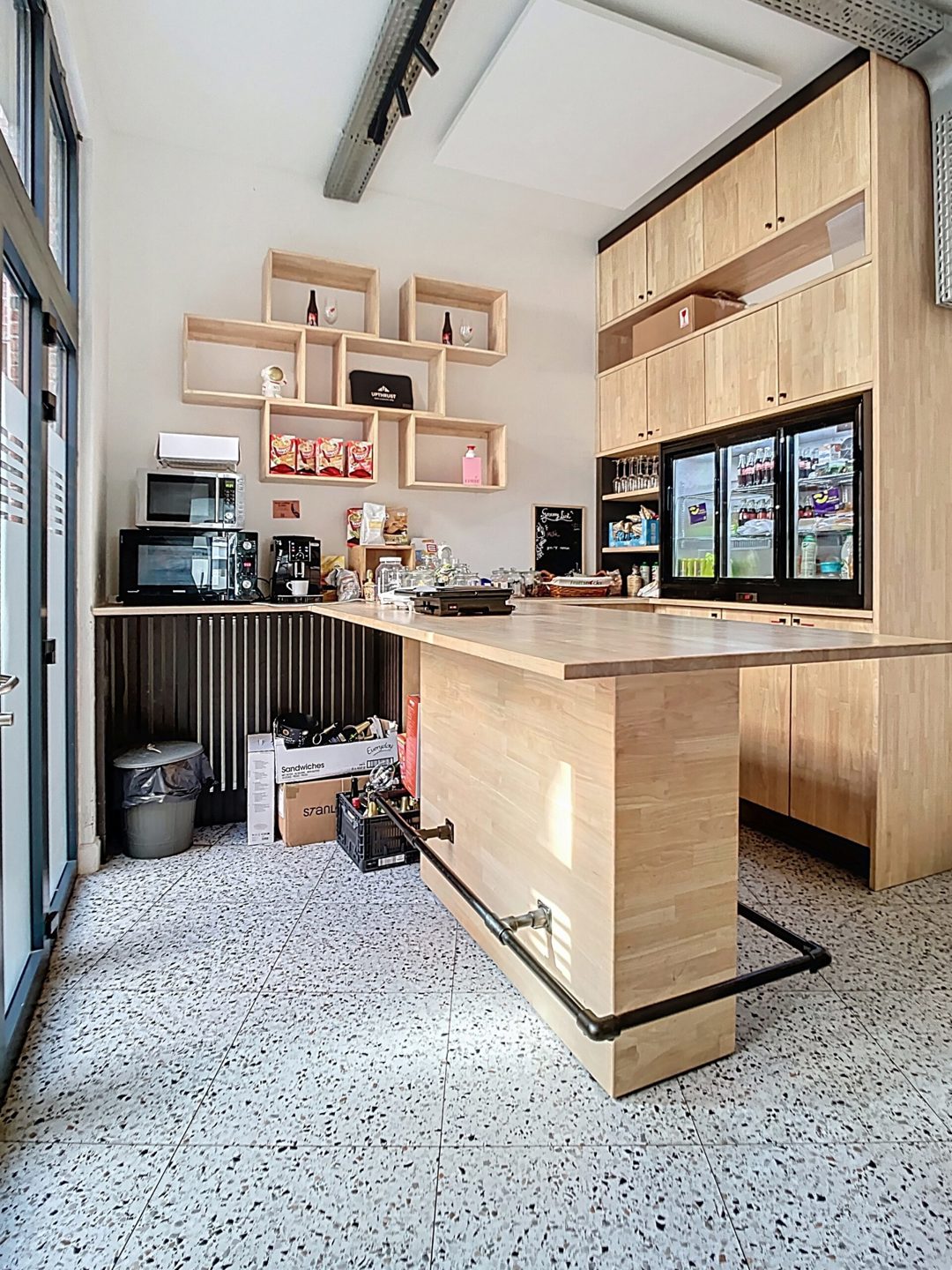 Kantoor van 430m² in het Historische pand 'Entrepot du Vins" - foto 5