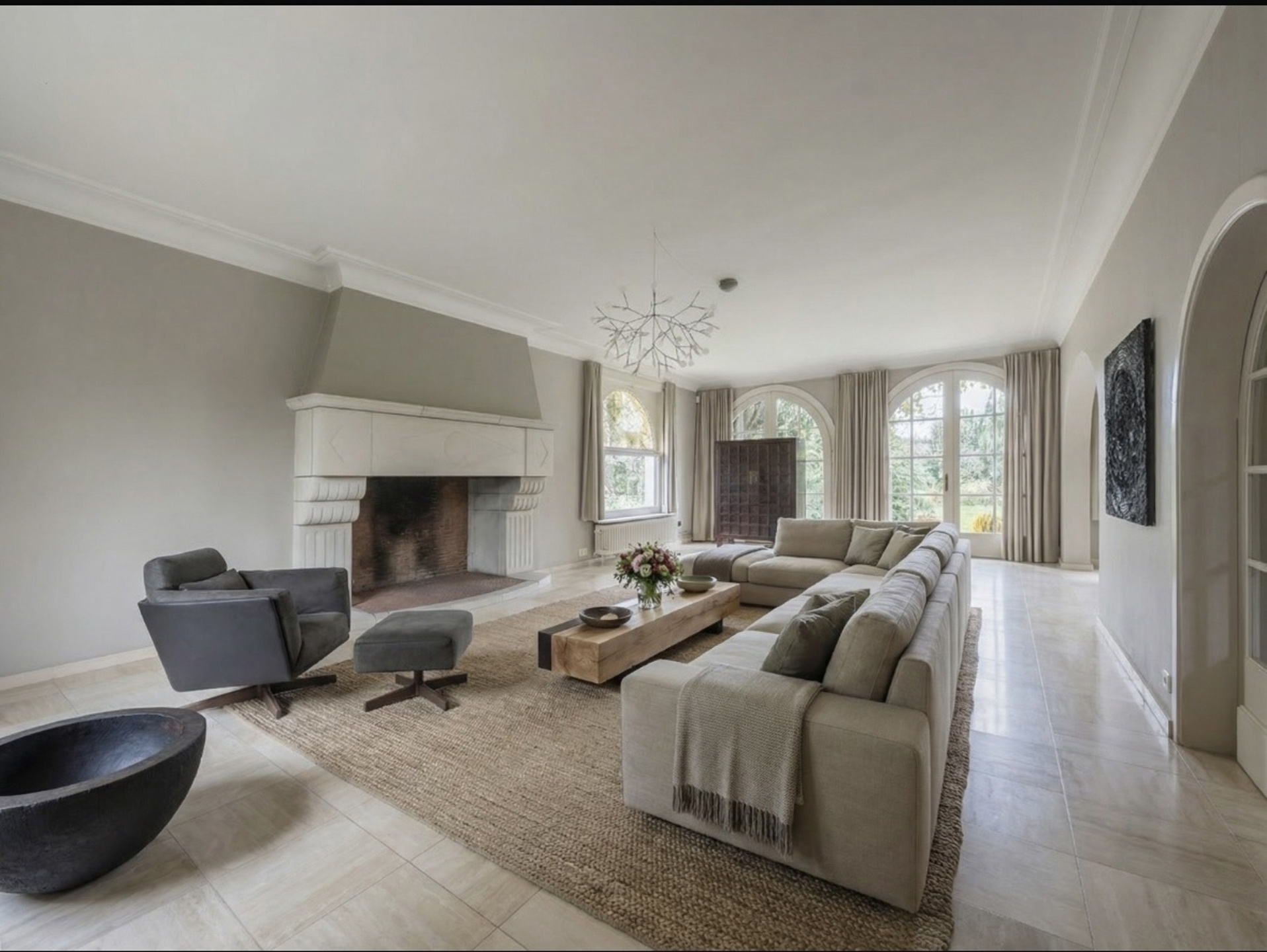 Stijlvolle villa met zwembad en uitzonderlijk potentieel - foto 4