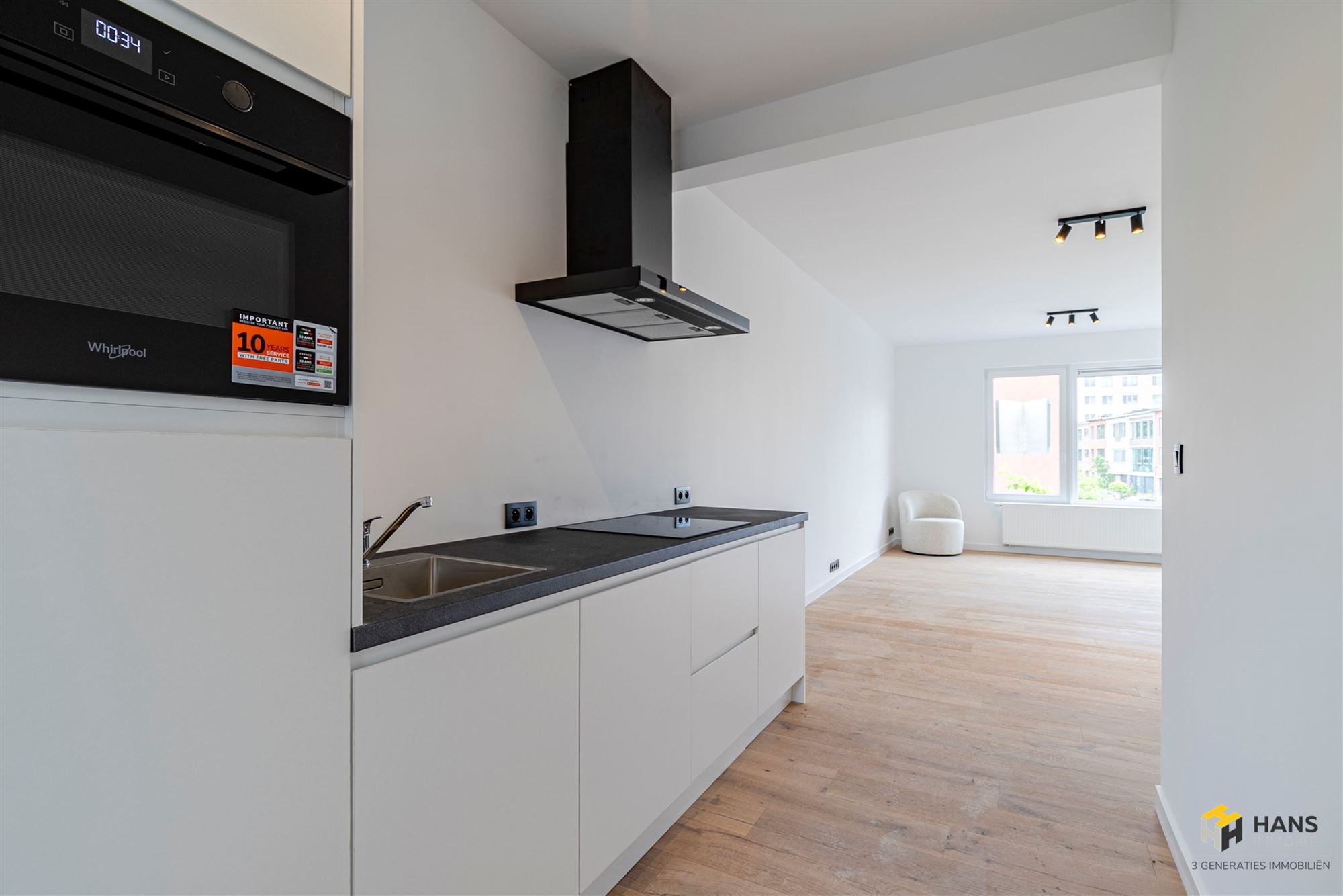 Apartment - photo 5