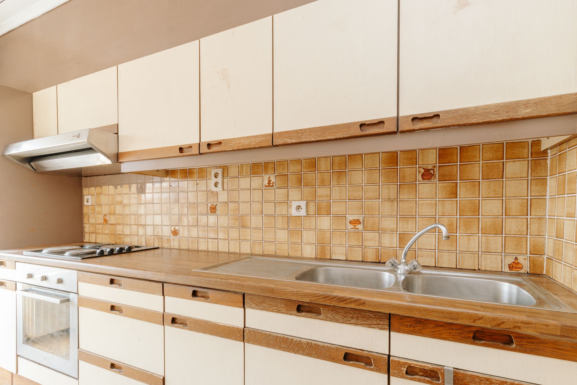Te renoveren appartement met tuin en parking in Schoten - foto 5