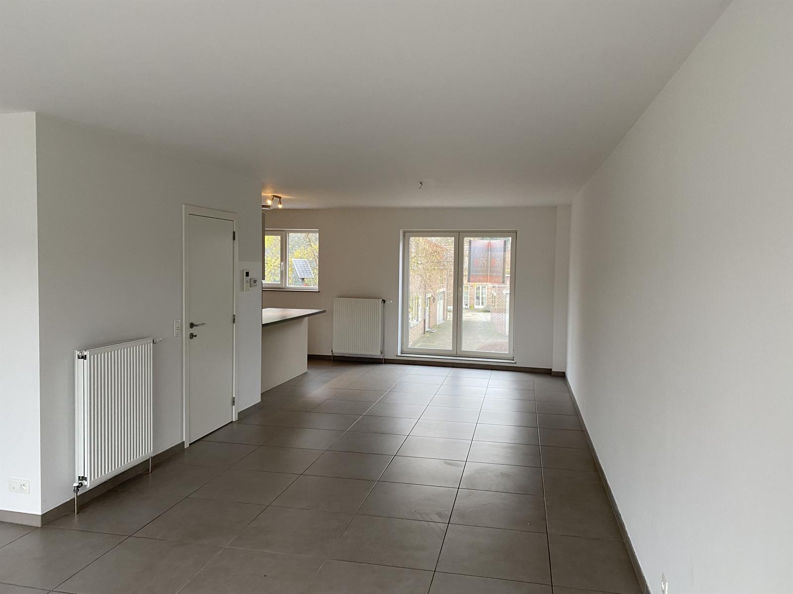 Maison à louer à Tervuren avec 5 chambres - photo 4