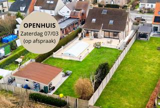 270 m² bewoonbare oppervlakte – uitzonderlijk veel ruimte voor het hele gezin.Perceel van 998 m² – privacy en een ruime tuin met overdekt...