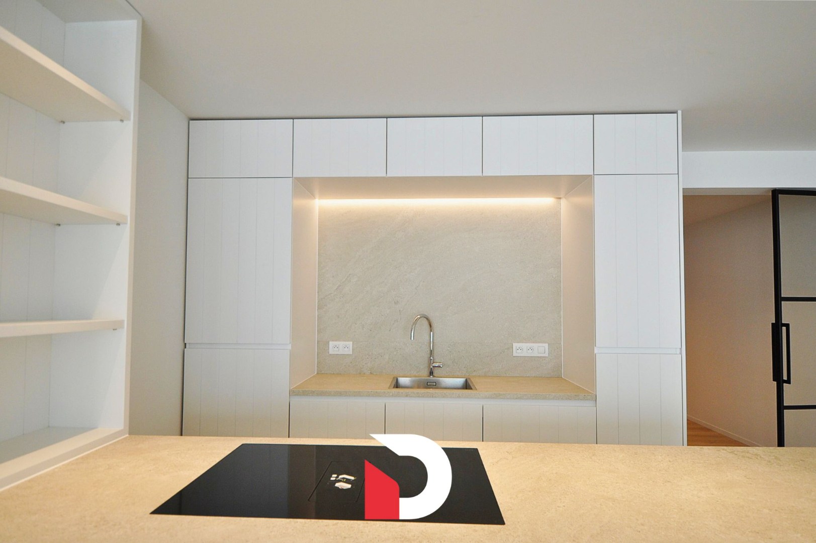 Ruim luxe appartement met 3 slaapkamers en 2 terrassen - foto 3