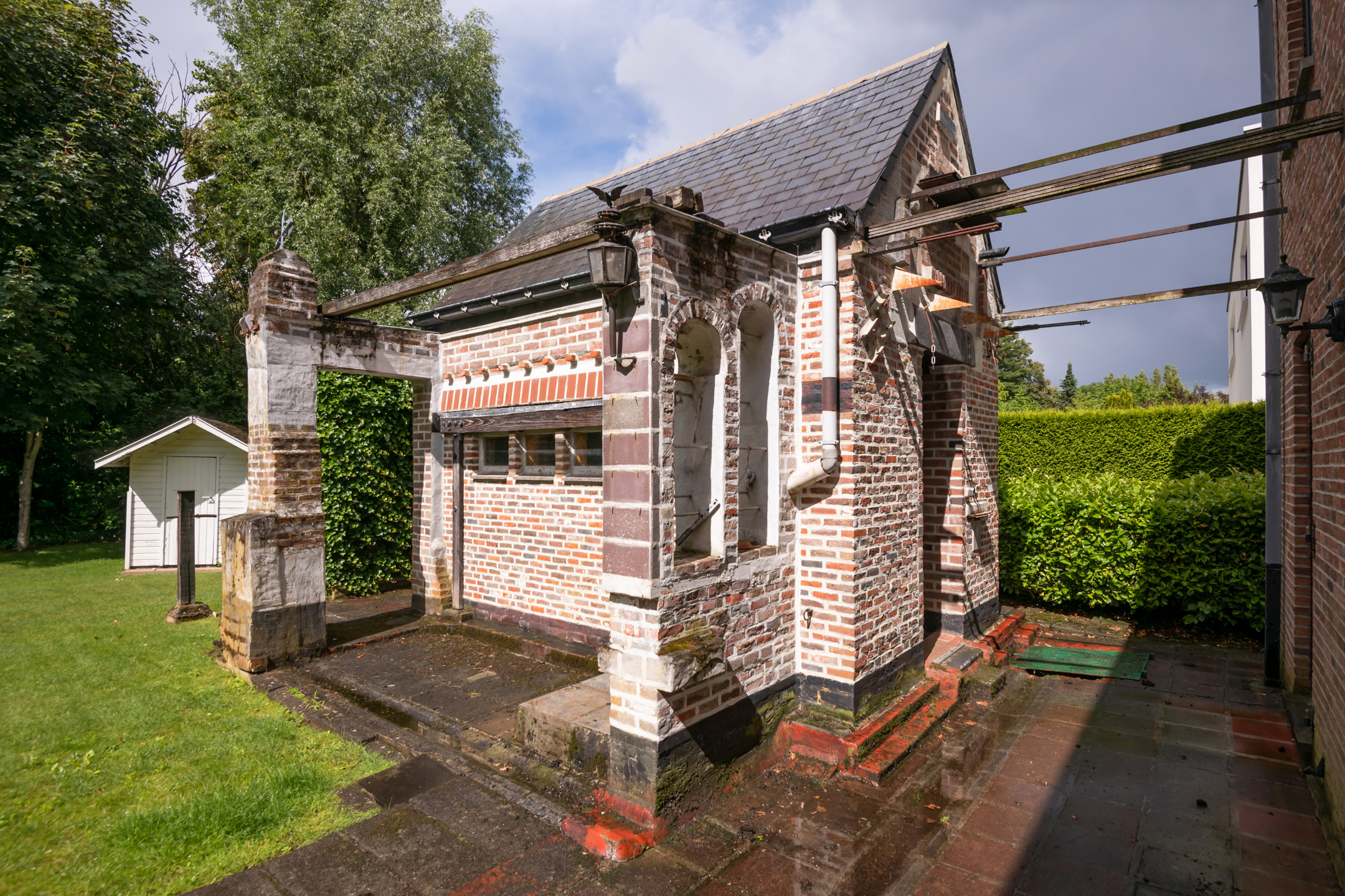 Zéér ruime open bebouwing met veel potentieel en 4 slaapkamers + grote tuin &amp; garage - foto 5