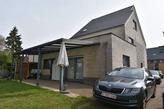 UITZONDERLIJK GELIJKVLOERS APPARTEMENT (165M²) MET 4 SLAAPKAMERS, TUIN EN UITGEBREIDE PARKEERMOGELIJKHEDENBent u op zoek naar de ruimte en de troeven...