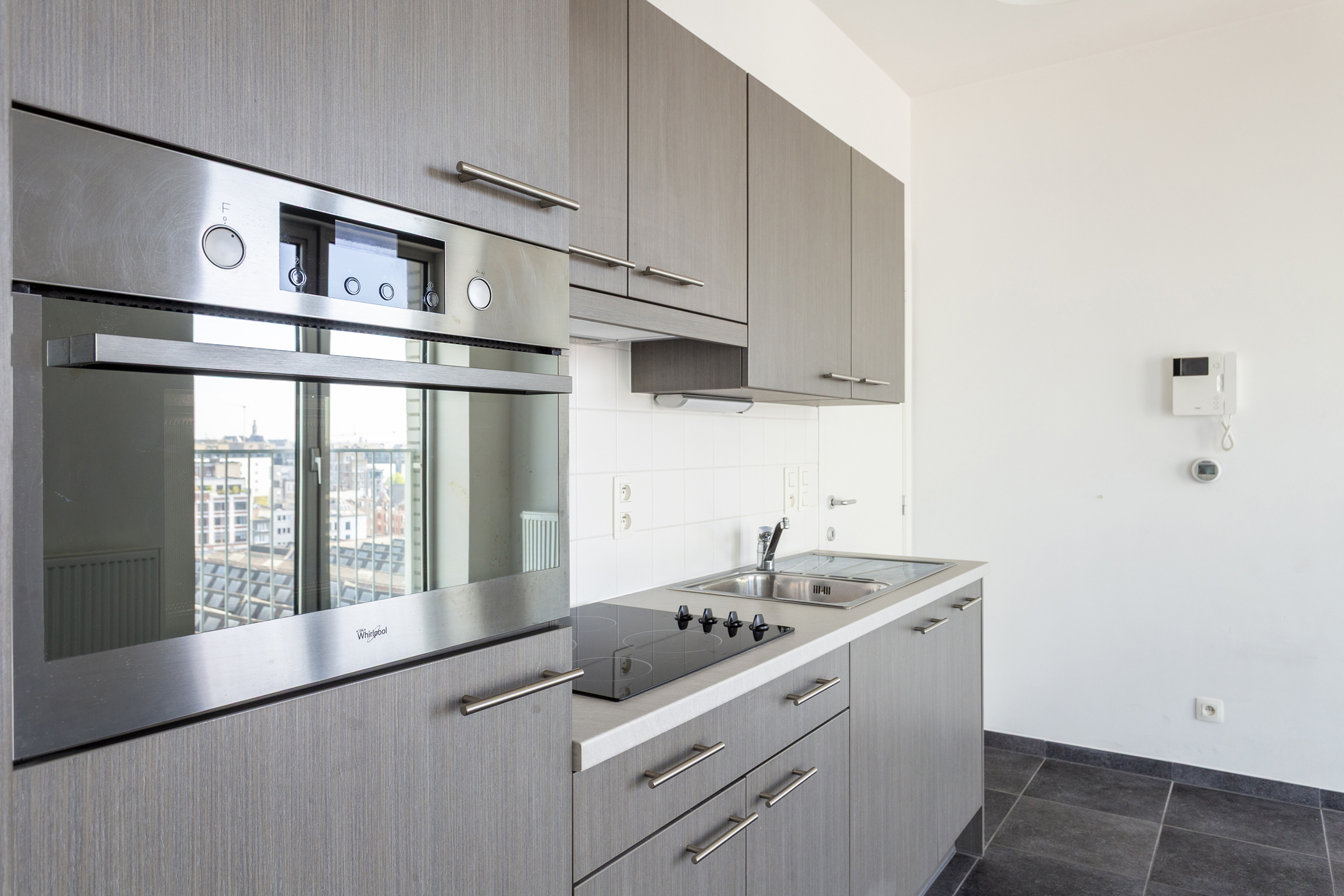 Lichtrijk appartement met prachtig zicht in de Lichttoren van Antwerpen - foto 5