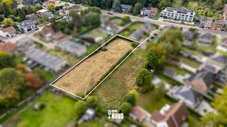 Prachtige bouwgrond voor open bebouwing aan de rand van de stad van 29 are  Deze bouwgrond is geschikt voor een open bebouwing, heeft een oppervlakte...