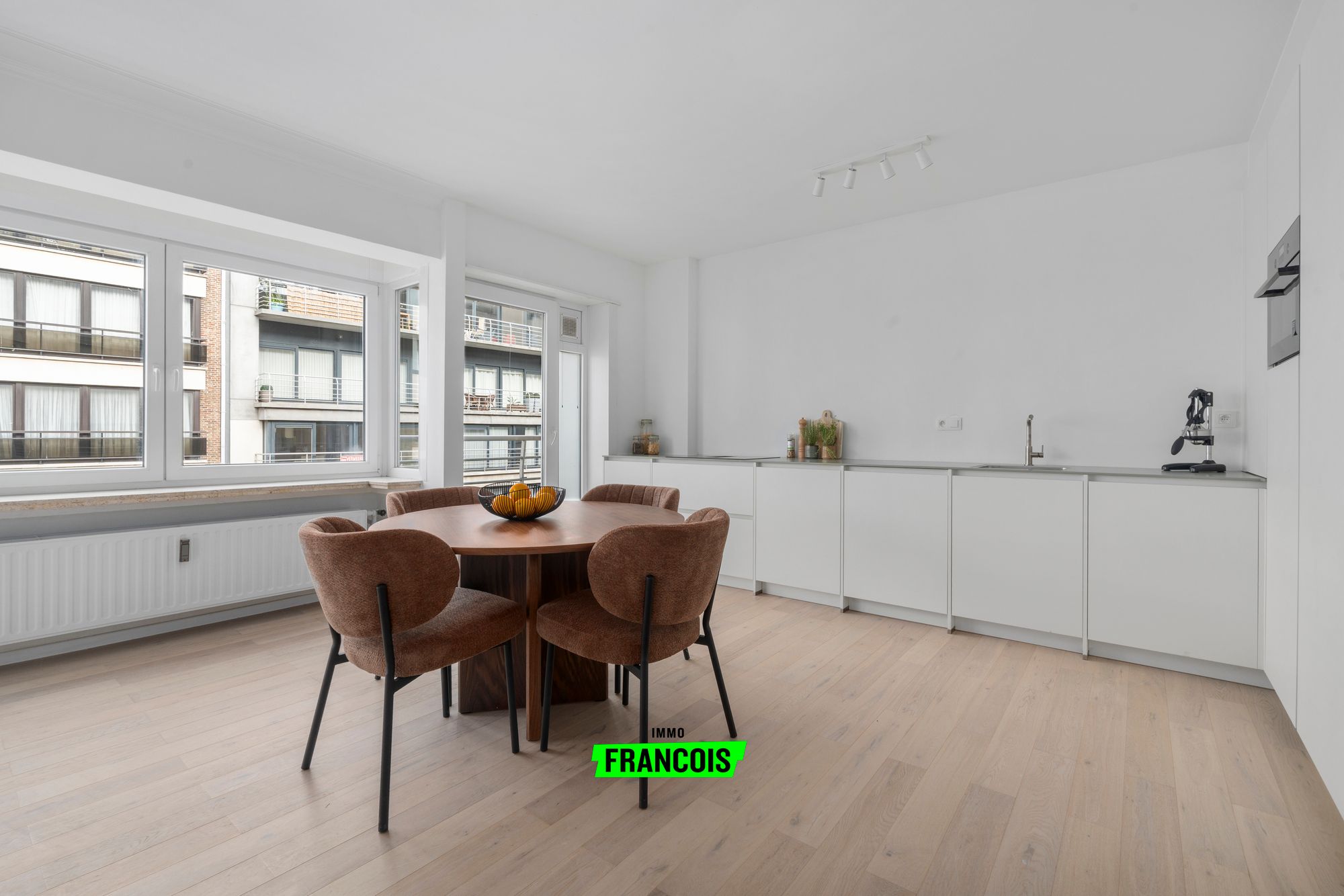 Volledig gerenoveerd appartement te centrum Oostende - foto 5