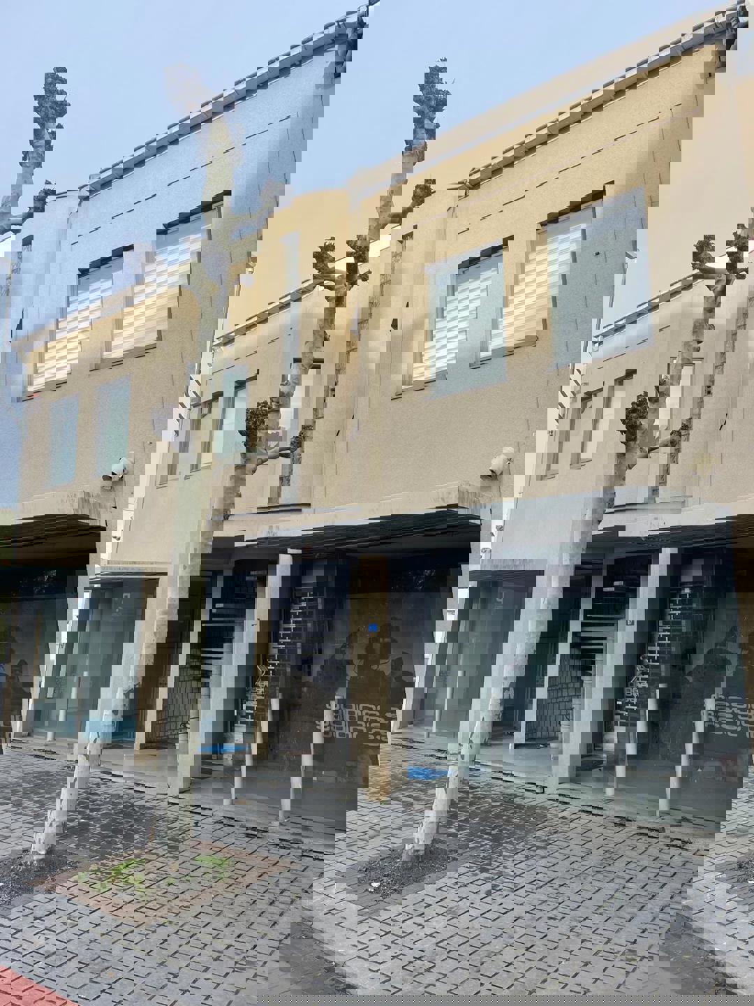 Commercieel te huur in Maasmechelen - foto 4