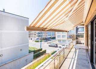 Ruim (90 m² bewoonbare oppervlakte) driegevel appartement met 2 volwaardige slaapkamers, west gericht terras en garagebox te koop op de...