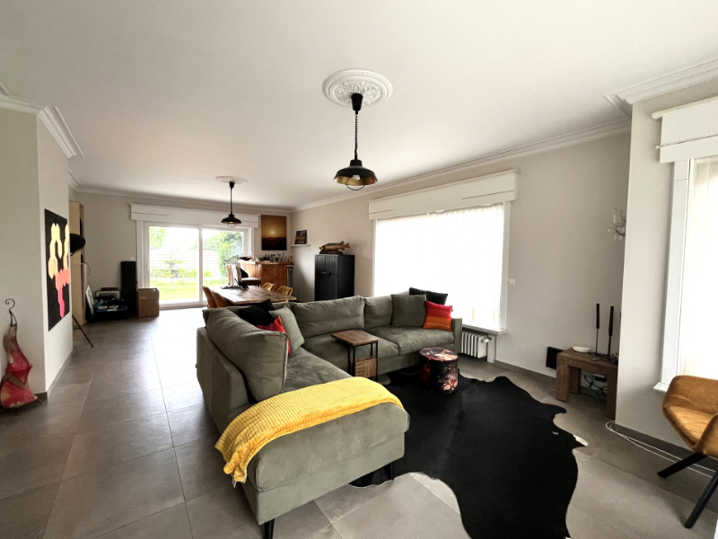 Vernieuwde woning met 4 slaapkamers - foto 4