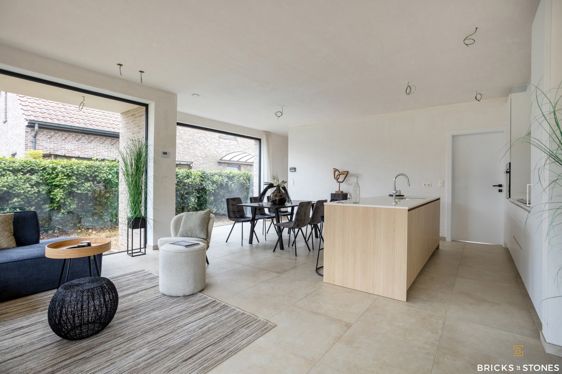 Stijlvolle nieuwbouwwoning met tuin, 3 slpks &amp; 2 badk - foto 4