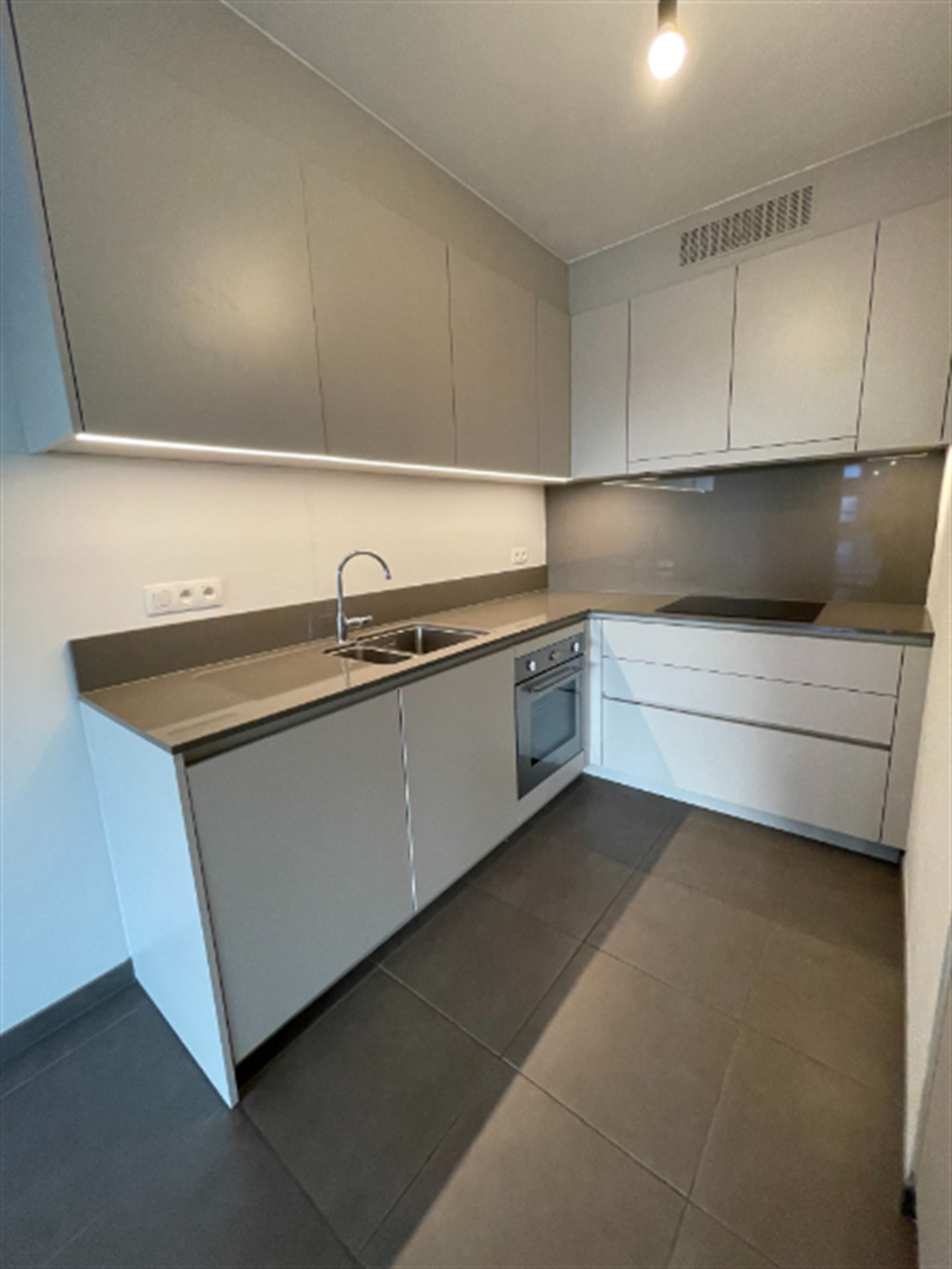 Appartement met groot terras. - foto 4