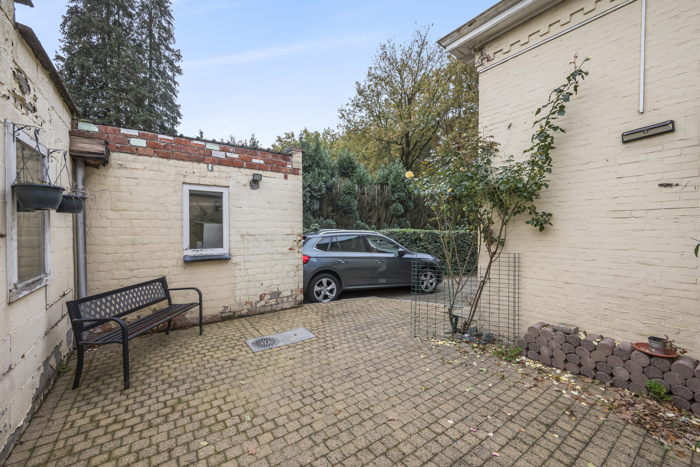 Halfopen woning te koop in groene omgeving van Nieuwkerken - foto 4