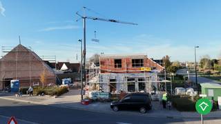 Deze nieuwbouwwoning is gelegen te Zande en bestaat uit: <br /><br />Gelijkvloers: inkomhal - gastentoilet - lichtrijke living met open ingerichte keuken - berging - bureau.<br /><br />Op 1ste verdieping: nachthal - afzonderlijk toilet - 3 slaapkamers - badkamer.<br /><br />troeven van deze woning: <br /><br />- rustige en centrale ligging, dichtbij Gistel en de kust<br />- energiezuinig<br />- kwalitatief en duurzaam afgewerkt<br />- 6% BTW mogelijk !<br /><br />EPC: Woning in aanbouw<br /><br />Prijs 555 000 € (exclusief registratierechten op de bouwgrond, exclusief BTW op de constructie, exclusief aansluitingskosten. Exclusief kosten landmeter, architect, .... ).