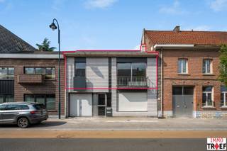 Dit 2 slaapkamer-appartement is gelegen in hartje Lebbeke en bevindt zich op wandelafstand van winkels, scholen en openbaar vervoer en bevindt zich...