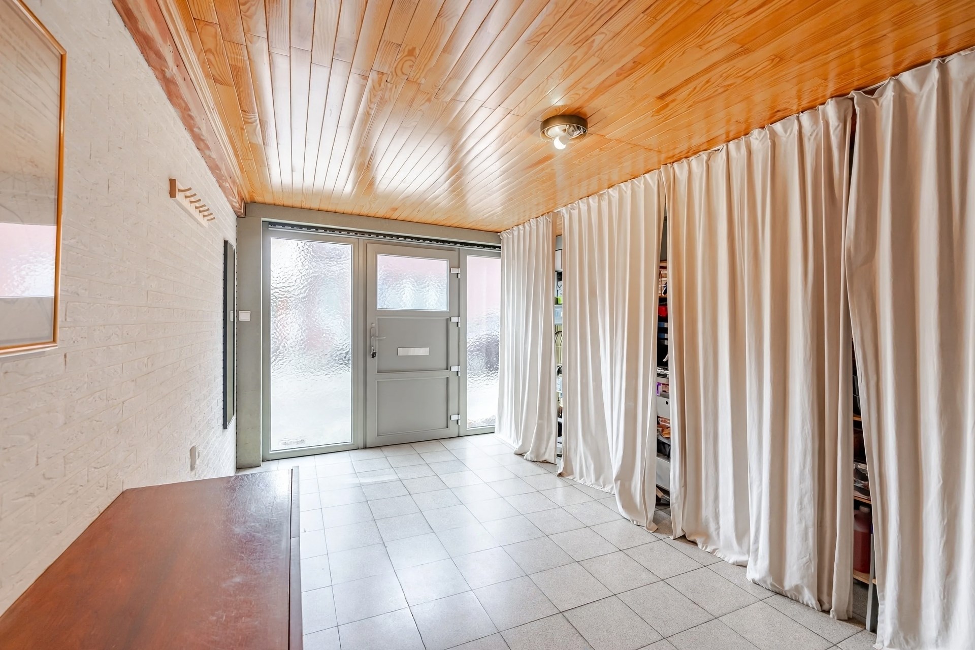 Fijne instapklare rijwoning in centrum Wetteren - foto 4