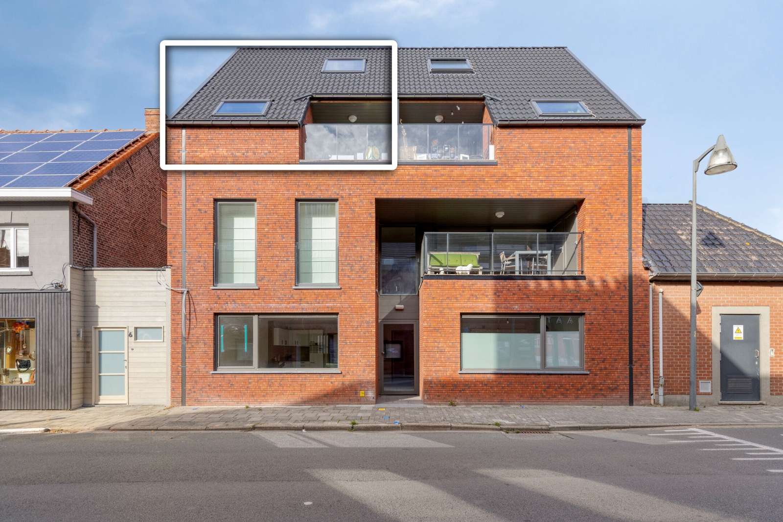 Duplexappartement op tweede verdieping met 2 slaapkamers in Ruddervoorde - foto 1