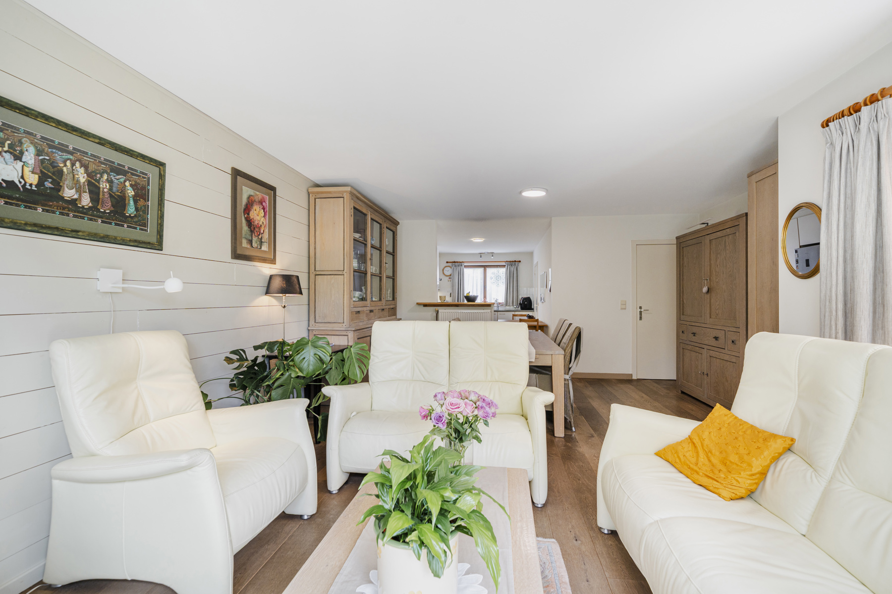 Instapklare woning met 4slpk, garage en tuin - perceel 763m² - foto 2