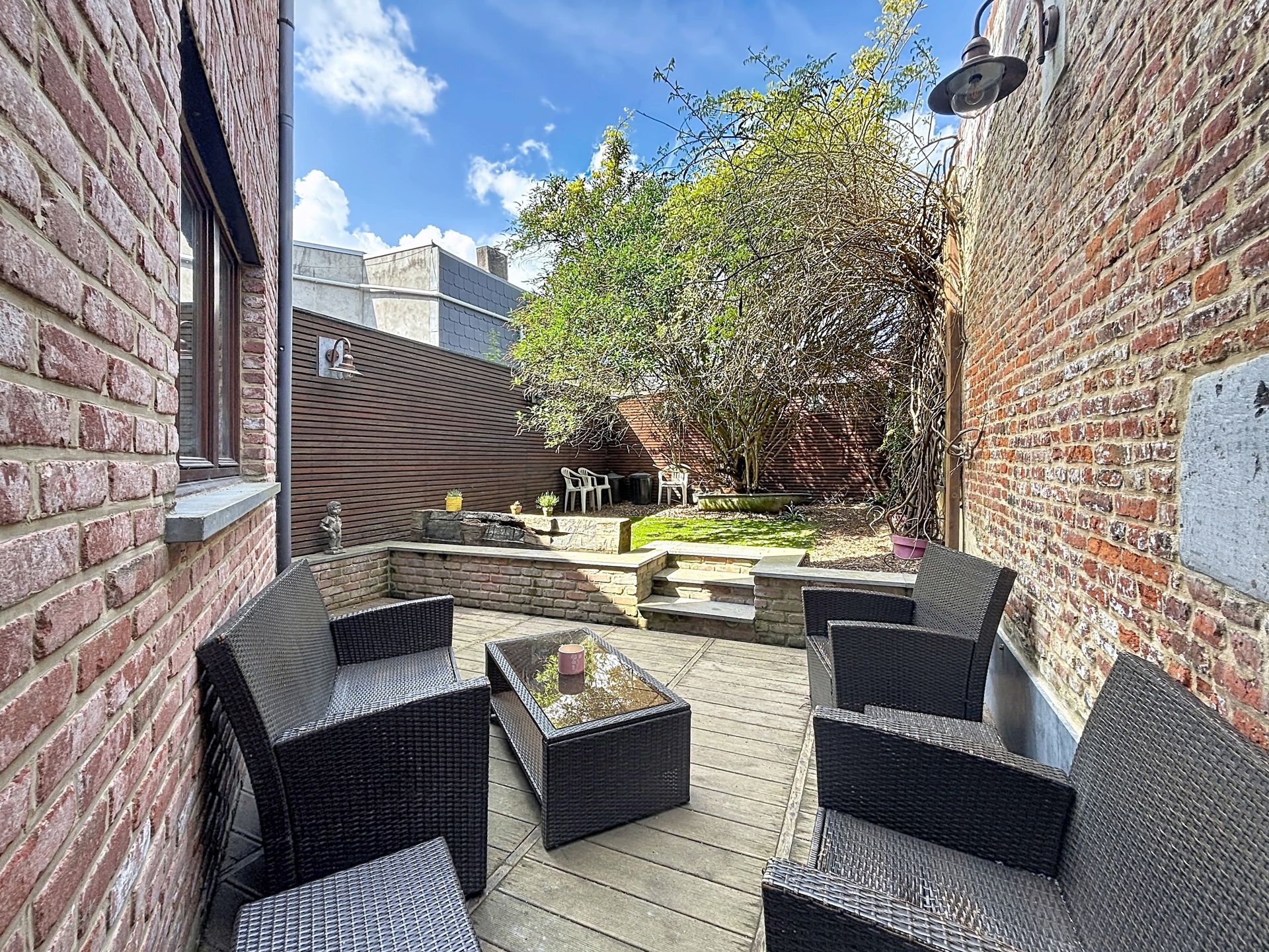 TE KOOP – KARAKTERVOLLE WONING MET 5 SLAAPKAMERS EN TUIN - foto 4