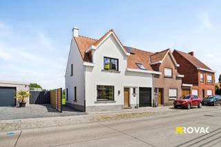 BEZOEKDAG ZATERDAG 12/07. Kom deze woning bezoeken op de bezoekdag mits het maken van een afspraak. Bieden kan vanaf 360.000 euro.Wie op zoek is naar...
