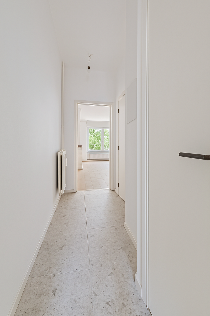 ANTWERPEN - Gerenoveerd opbrengsteigendom in hartje stad - foto 4