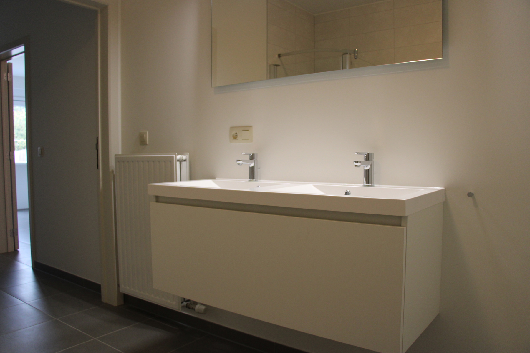 Appartement à louer à Tessenderlo-Ham avec 2 chambres - photo 4