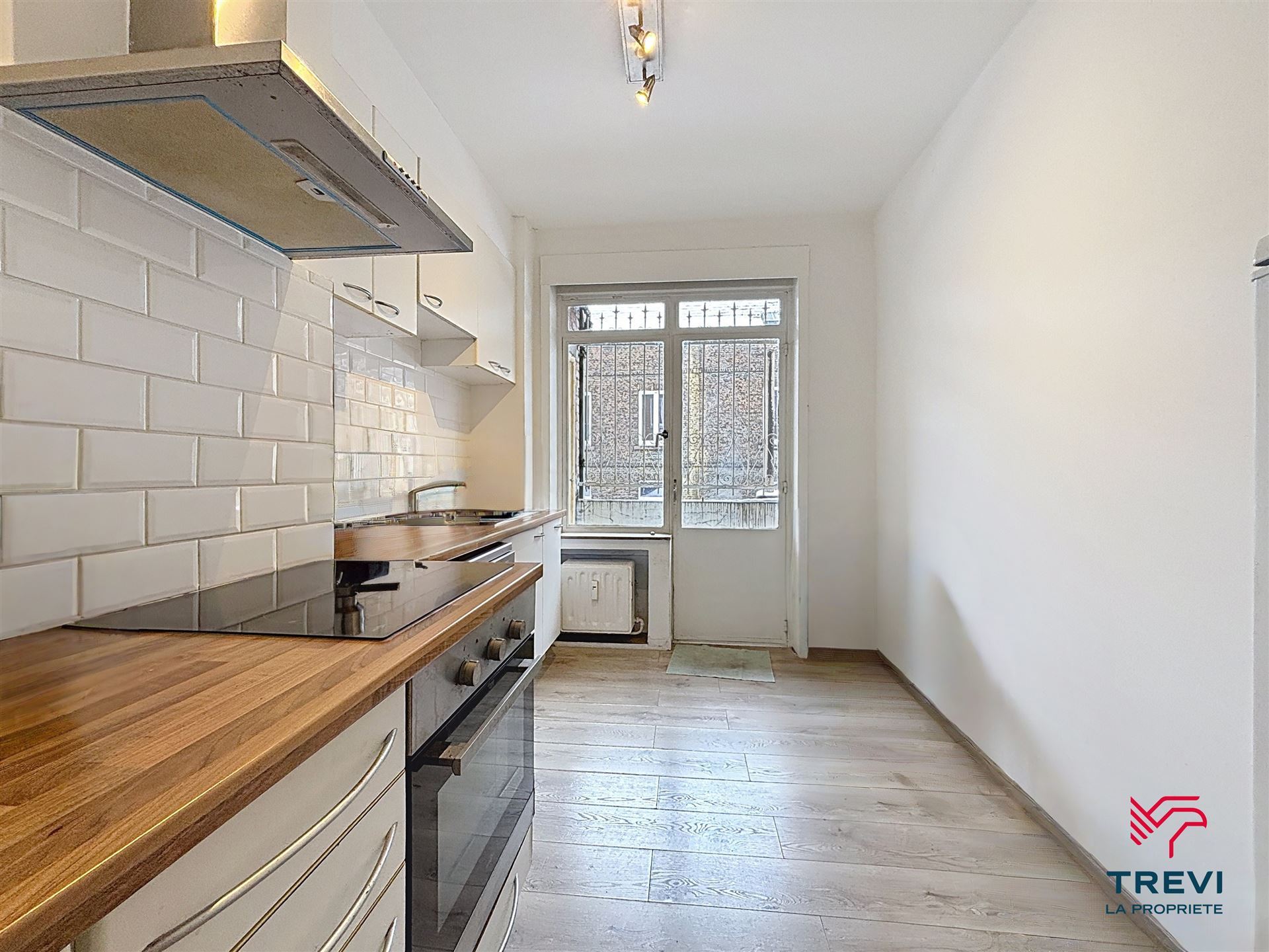 Apartment for sale in Charleroi with 2 bedrooms - photo 5