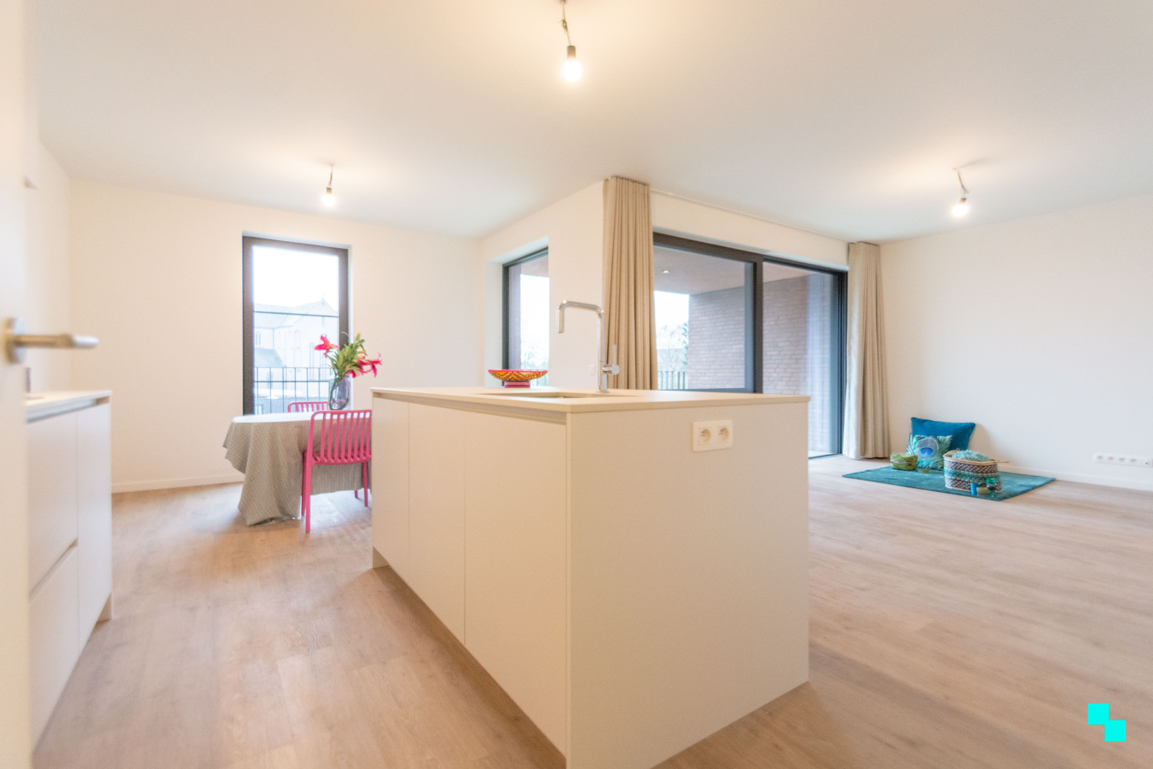 Nieuwbouw appartement met autostaanplaats op het dorp van Merelbeke - photo 5