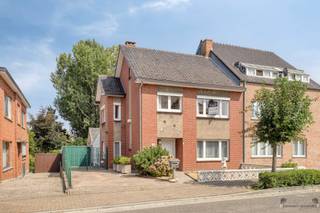 Ruime en instapklare woning in Tongeren-Borgloon Gelegen in het pittoreske Hoepertingen, biedt deze prachtige woning een harmonieuze mix van ruimte,...