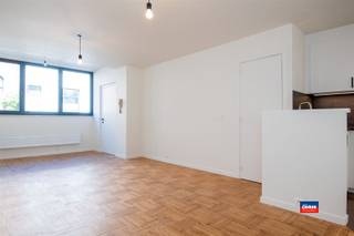 2640 MORTSEL | INSTAPKLAAR GELIJKVLOERSAPPARTEMENT MET TWEE SLAAPKAMERS EN PRIVATIEVE TUIN | ZEER GUNSTIG GELEGEN OP HET GELIJKVLOERS VAN KLEIN...