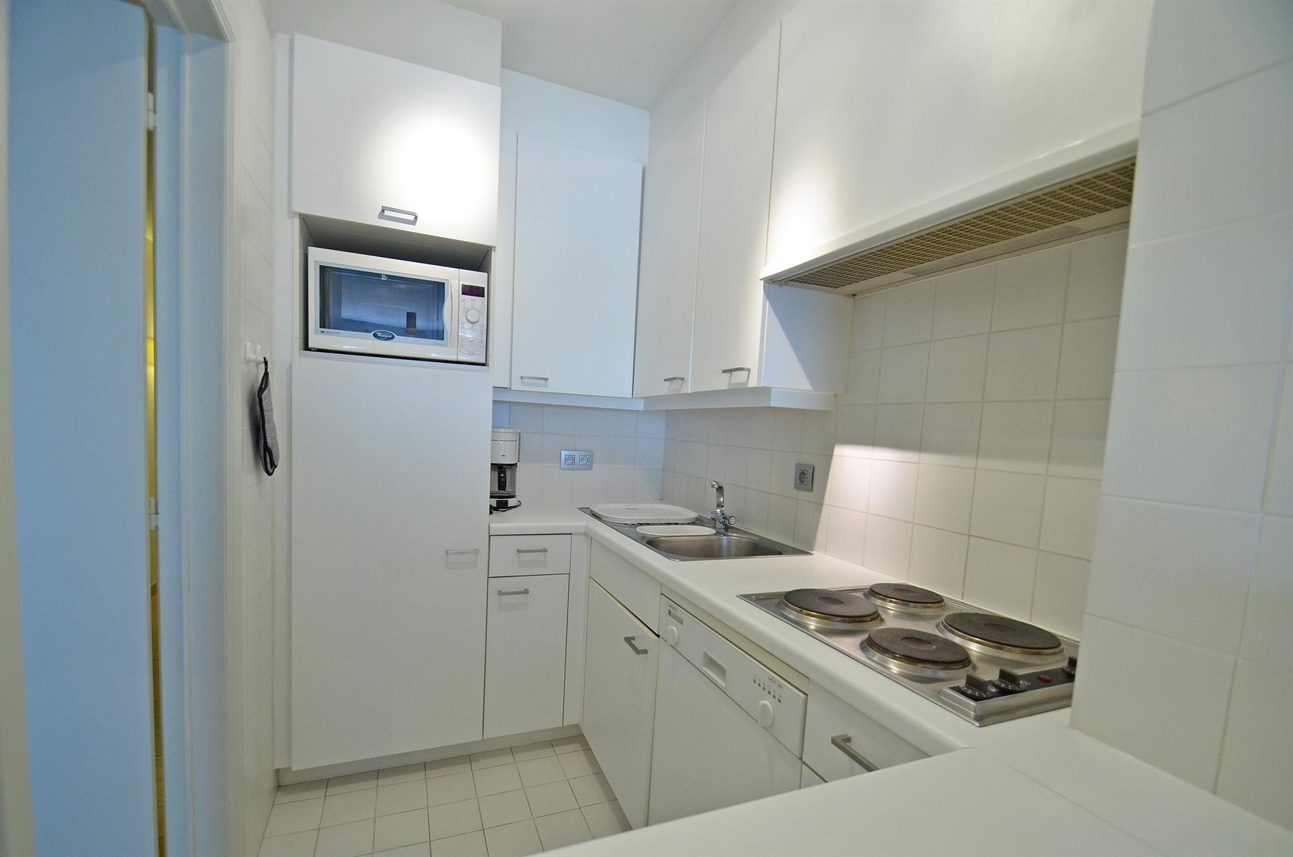 Apartment for rent in Knokke-Heist with 2 bedrooms - photo 4