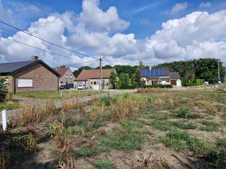 BOUWGROND TE KOOP – LOT 1 IN BETEKOM (BEGIJNENDIJK)Rustig gelegen hoekperceel van 557 m² in residentiële buurt – zuidgerichte tuinOntdek deze gunstig...