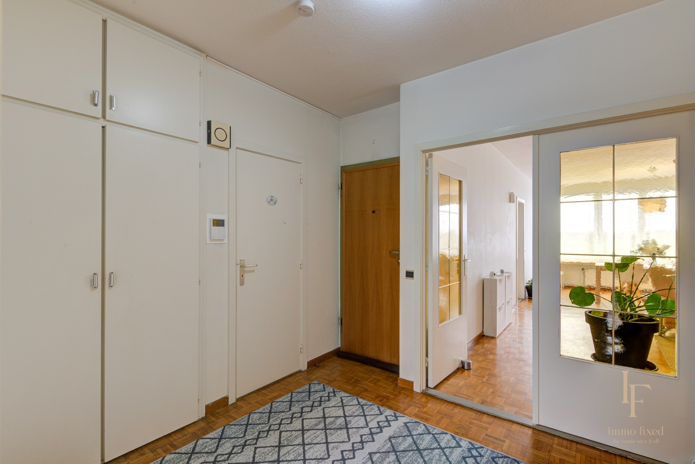 Licht appartement met terras en open zicht over Antwerpen - foto 3