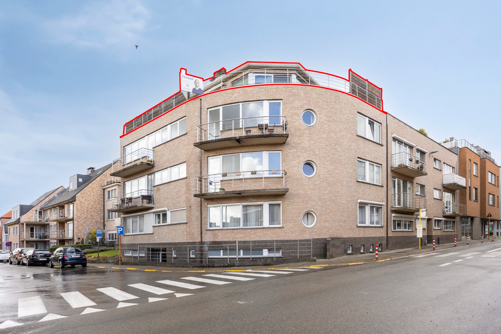 Instapklare penthouse met 2 slaapkamers en terras van 60m² , 4 kelders en garagebox in Korbeek-Lo! – EPC 199 kWh/m² - bewoonbare opp. 131 m² - foto 2