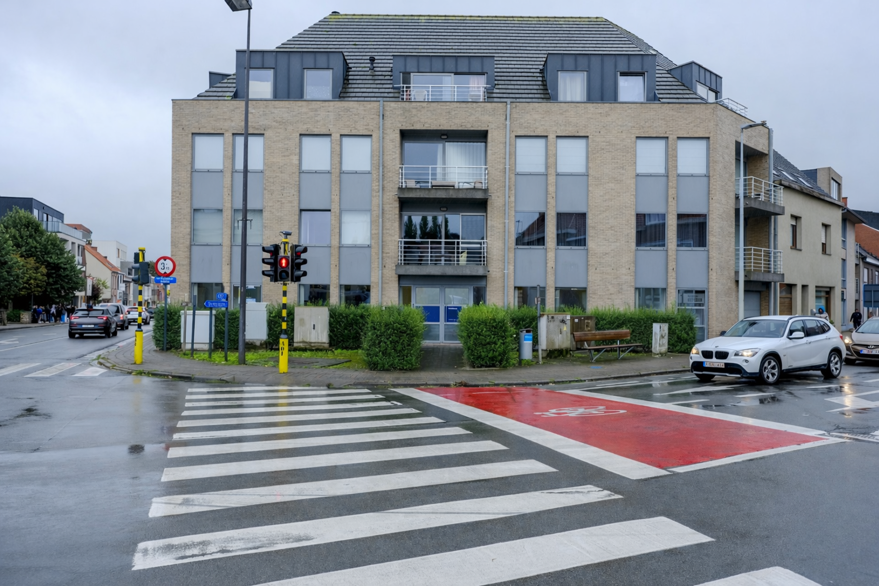 Centraal gelegen handelsruimte te koop te Tielt Centrum - foto 1