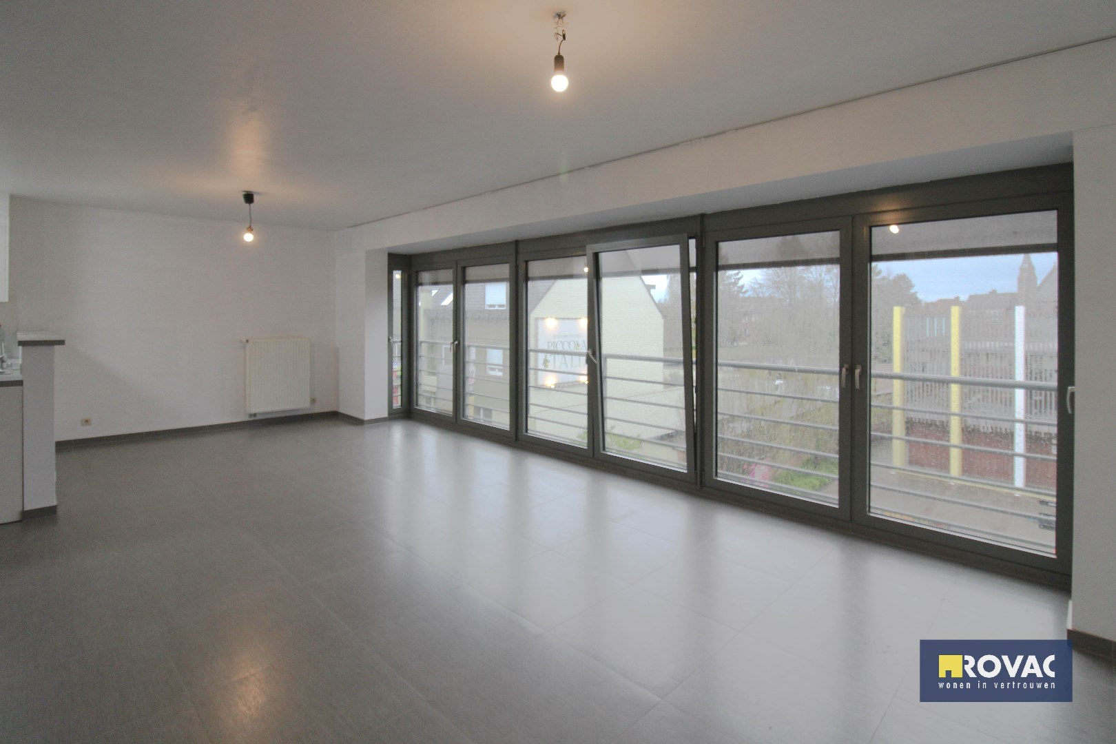 Energiezuinig appartement op absolute toplocatie in centrum Roeselare! - foto 5