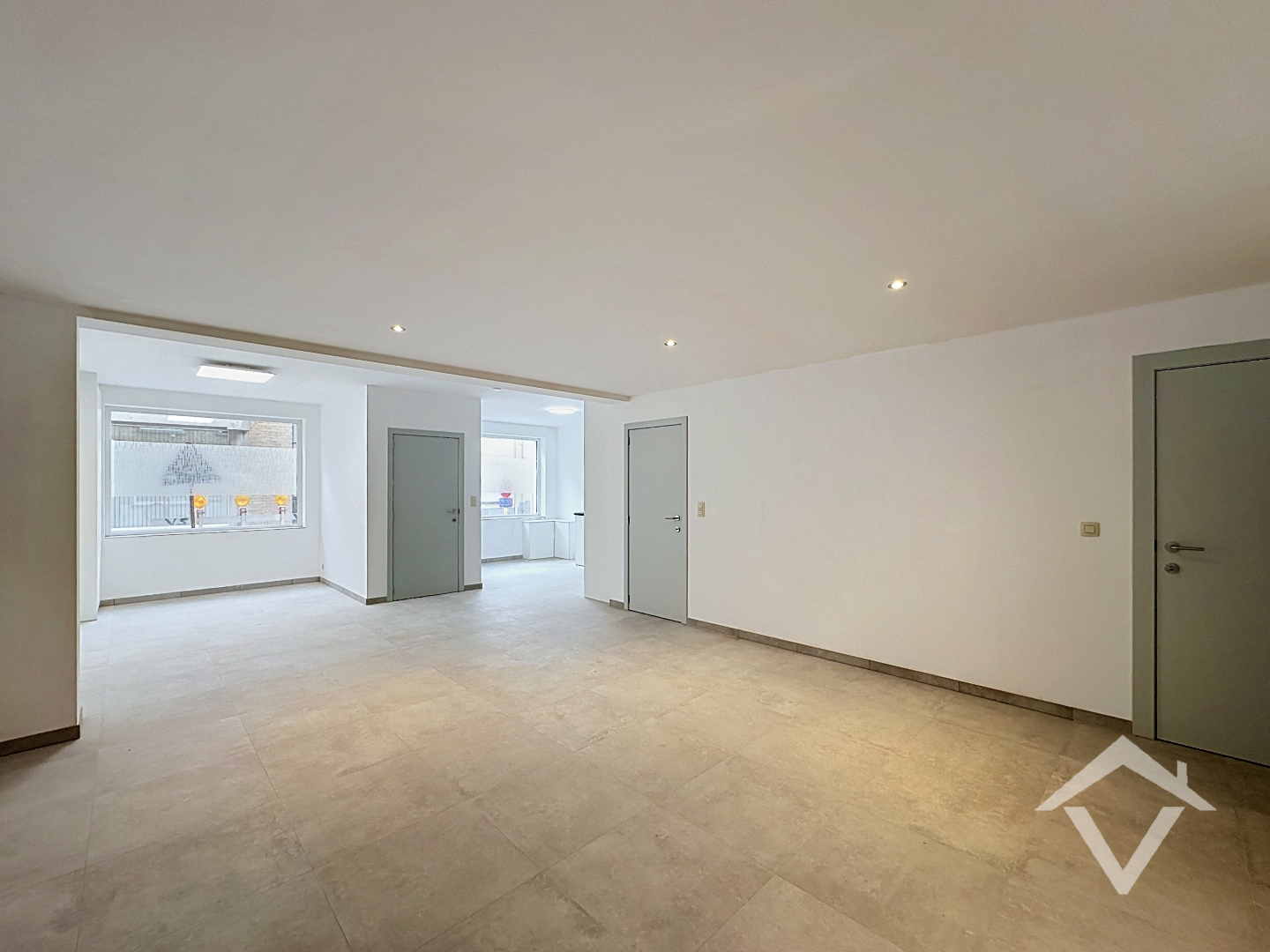 Volledig gerenoveerde woning met 3 slaapkamers en garage te Koekelare - foto 4