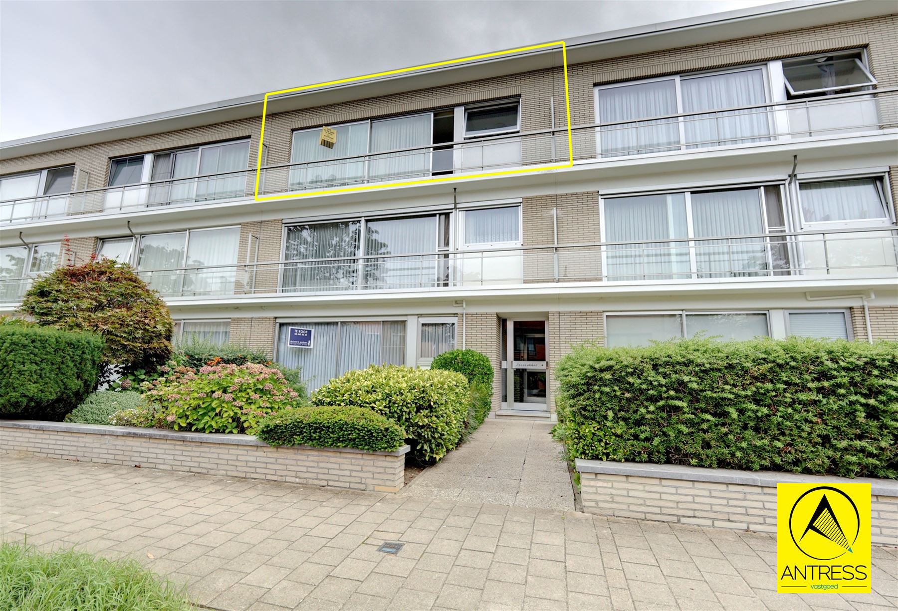 Apartment for sale in Edegem with 2 bedrooms - photo 1