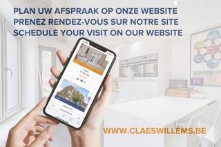 PLAN U BEZOEK IN OP ONZE WEBSITE : https://www.claeswillems.be/nl/te-huur Gezellig en centraal gelegen appartement in het centrum van Halle...