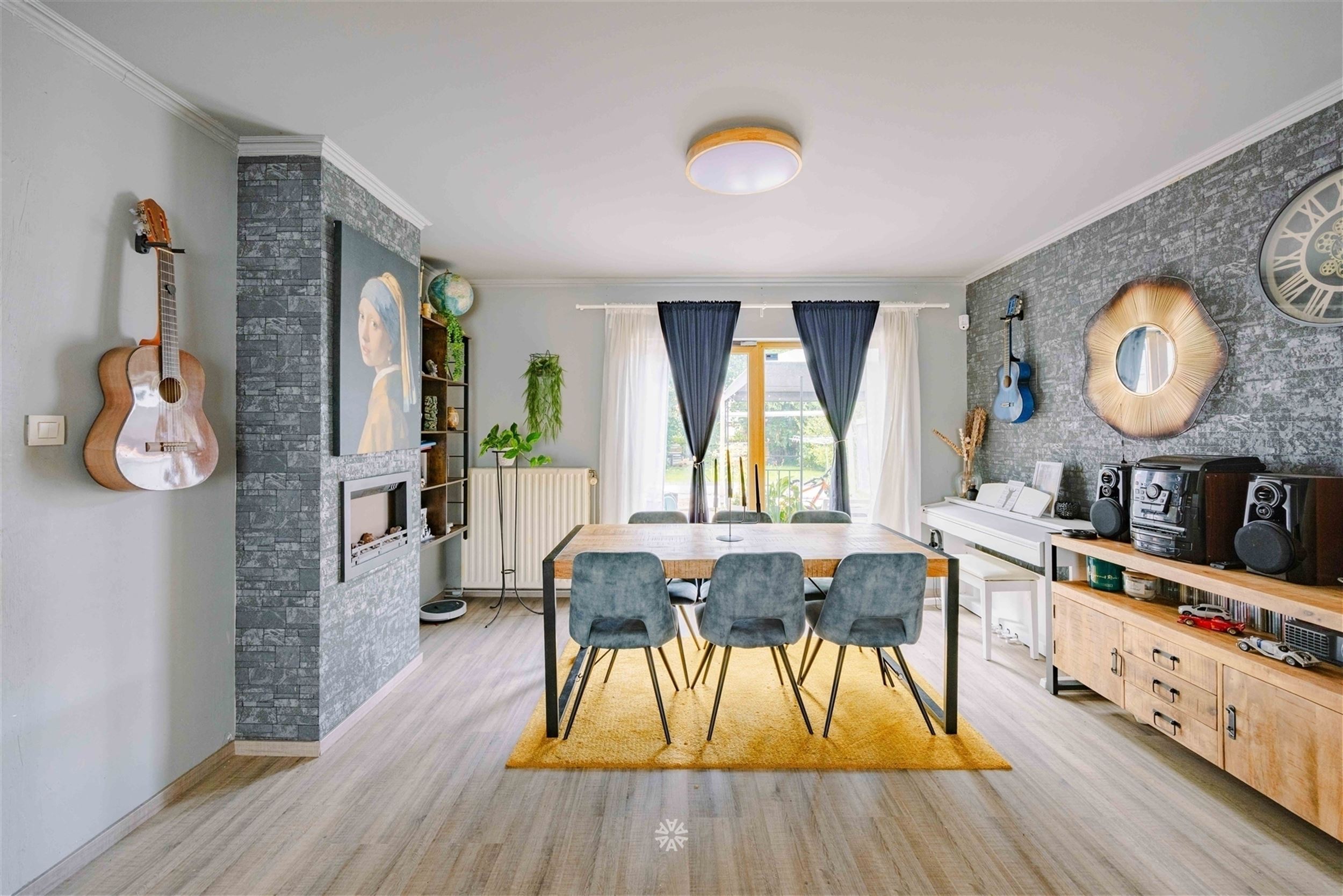 Woning met 3 slaapkamers in een rustige woonwijk! - foto 2