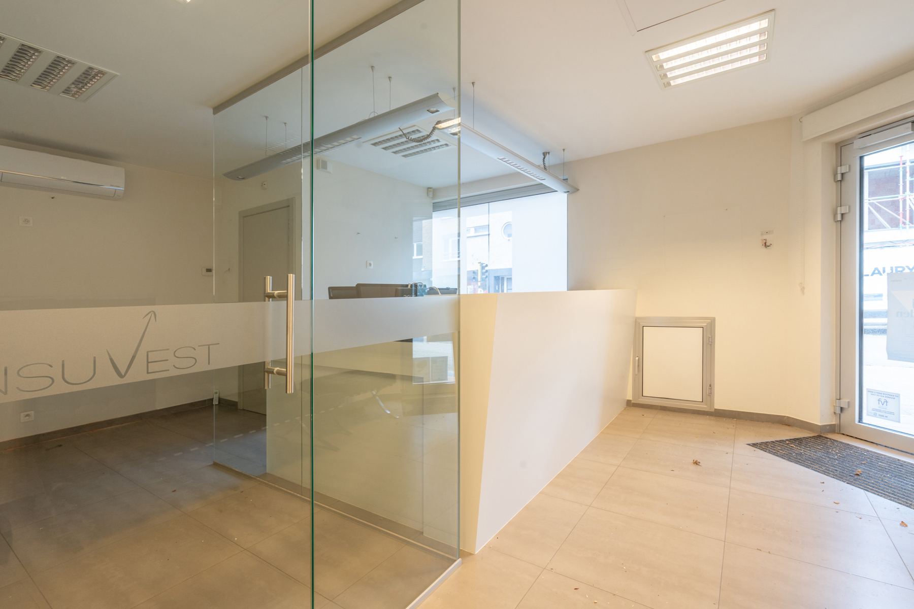 Commercial for sale in Brecht - photo 4