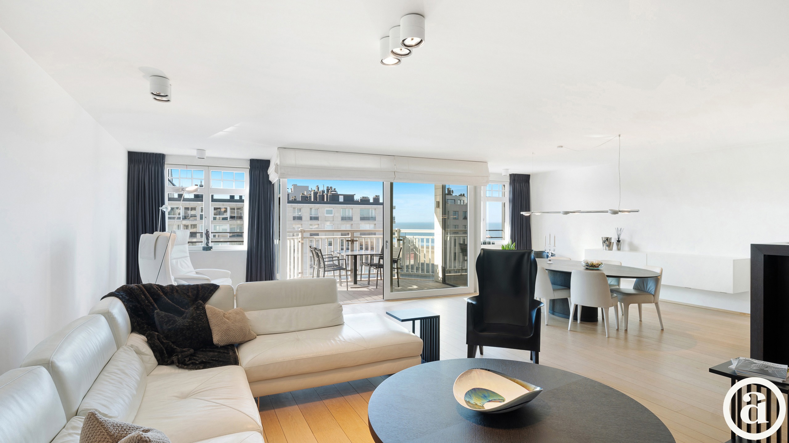 Prestigieus appartement van ca 160m² met zeezicht en terrassen. - foto 4