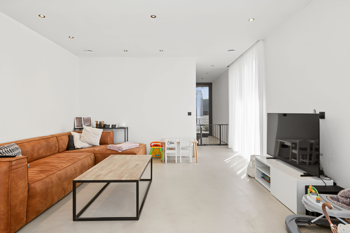 Hoogwaardig afgewerkte, energieneutrale villa (2024) op 876 m² te Oudegem - photo 5