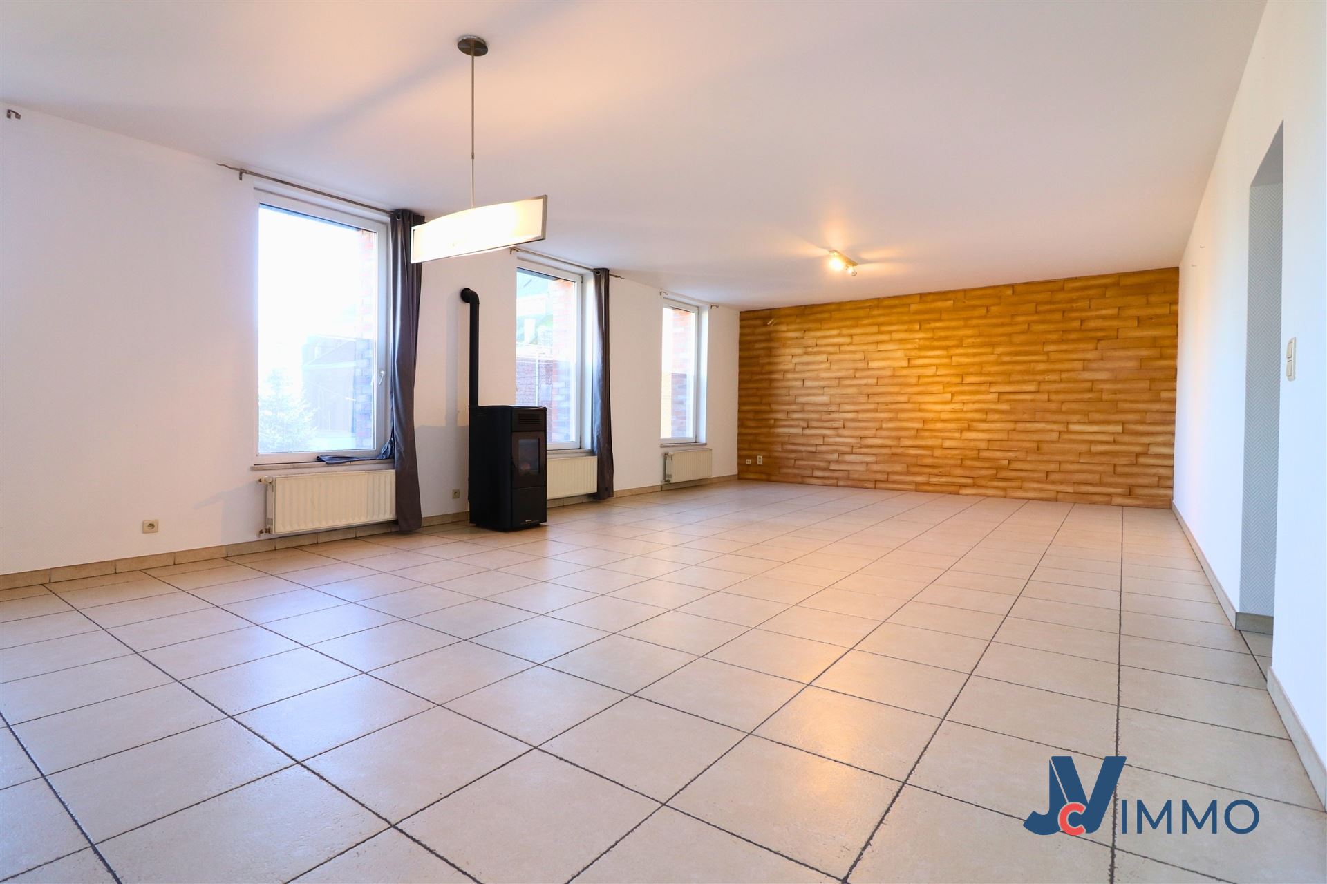 Apartment - photo 2
