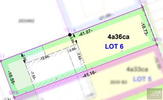 <strong>LOT 6:</strong><br /><br />Residentieel gelegen bouwgrond van 4a 36ca voor een halfopen bebouwing.<br />Op wandelafstand van Koersel-Dorp met winkels, scholen, horeca en vlotte verbindingen met omliggende steden.<br />Het perceel behoort tot een recente verkaveling (07/08/2025) met hoofdzakelijk nieuwbouw woningen.<br /><br />Kortom: deze locatie is dus zeker interessant voor mensen die rust en groen waarderen, én toch dichtbij voorzieningen willen wonen.<br />Plus ideaal voor mensen die met de auto pendelen, maar toch in een dorps/rustig milieu willen wonen.<br /><br /><strong>1. ALGEMEEN:</strong><br /><br />- straatbreedte perceel = 10,50m<br />- diepte perceel = 41,10m<br />- max. breedte nieuw te bouwen woning: 7,5m<br /><br /><strong>2. BOUWVOORSCHRIFTEN:</strong><br /><br />- Typologie = halfopen bebouwing<br />- Inplanting = op min. 3 meter van de zijdelingse perceelgrens<br />- Bouwdiepte = max. 20m (gelijkvloers) en max. 10m (verdieping)<br />- Dakvorm = vrij (in principe, wel gelet op eventueel eerder bestaande naastgelegen woning)<br />- Max. 2 bouwlagen onder de kroonlijst<br />- Kroonlijsthoogte = max. 6m<br />- Nokhoogte = max. 10,5m<br /><br /><em>(Uitgebreide voorschriften terug te vinden bij bestanden!)</em><br /><br /><strong>TROEVEN:</strong><br /><br />+ Rustige dorpsomgeving met groen en natuur om de hoek (makkelijk recreëren, wandelen, fietsen).<br />+ Centrale ligging in Koersel — dichtbij centrum, winkels, scholen, en voorzieningen.<br />+ Goede bereikbaarheid — door openbaar vervoer én relatief korte afstand tot snelweg.<br />+ Geschikt voor gezinnen: scholen dichtbij, en recreatie / natuur in de buurt.<br />+ Recente verkaveling.<br />+ Scherpe vraagprijs!