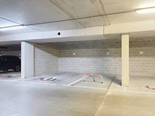 Deze ondergrondse parkeerplaats (P50) bevindt zich in de eigentijdse residentie Leiemeersen 1, rustig gelegen aan de westelijke rand van Gent...