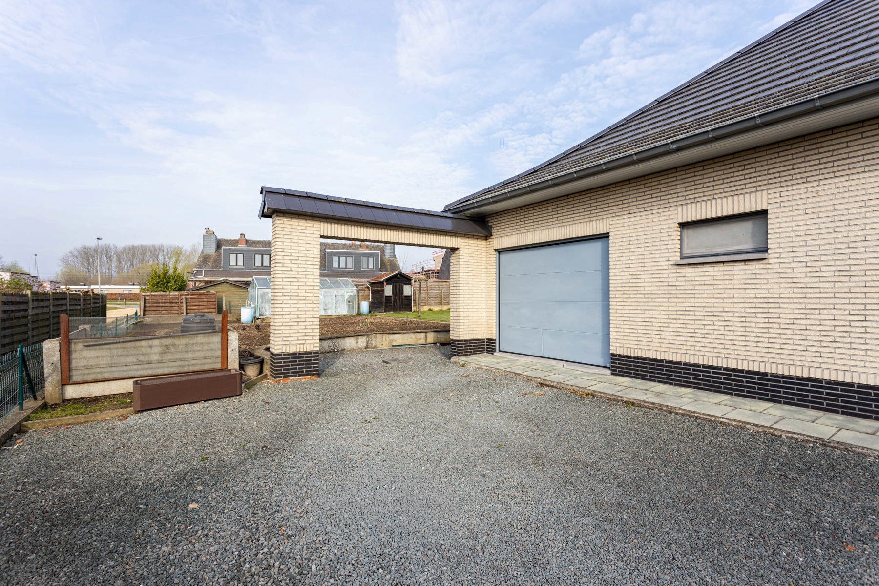 Degelijke bungalow in het charmante Okegem nabij station - foto 4