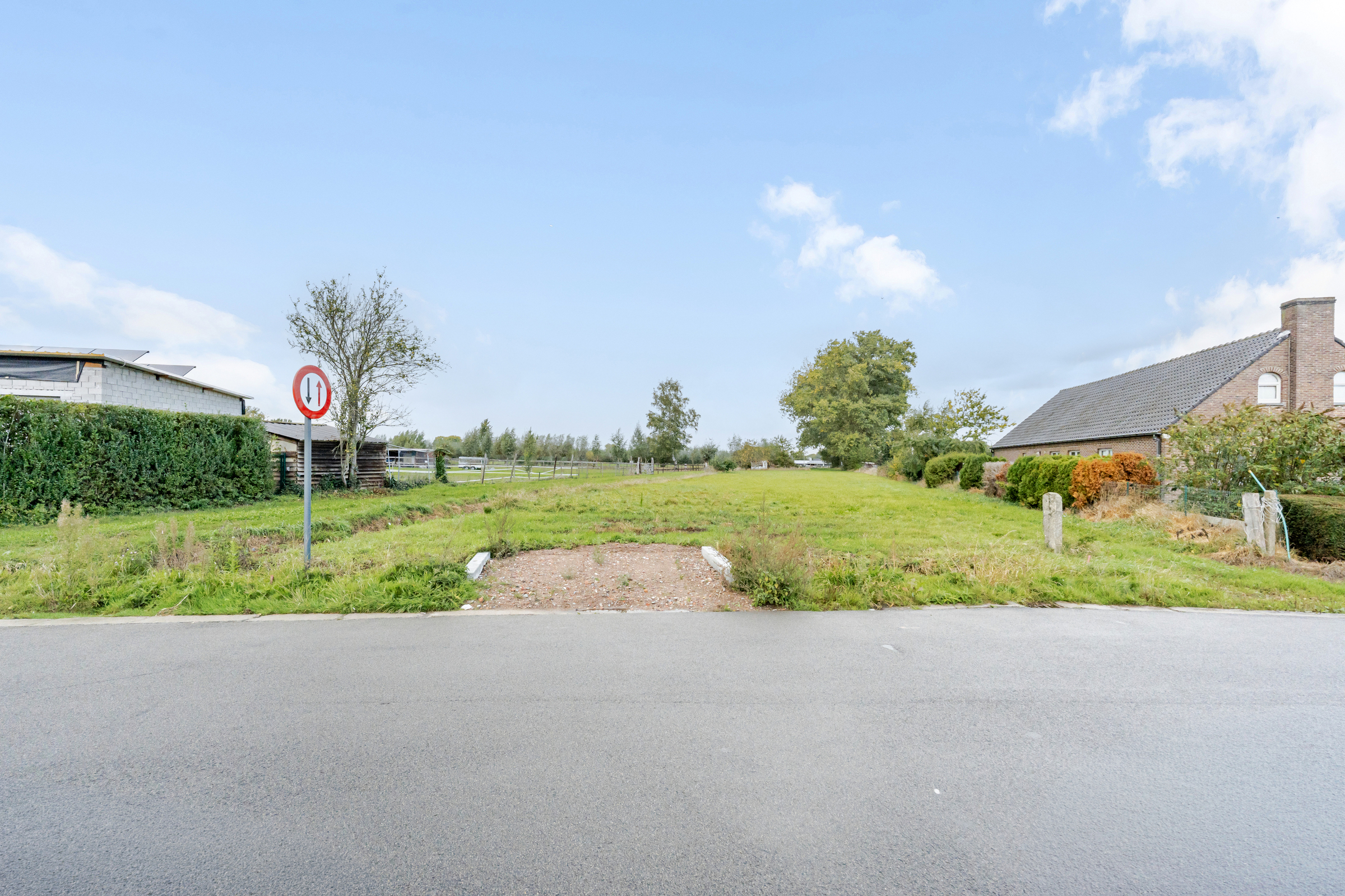 Ruim perceel te koop voor halfopen bebouwing in Berlare - foto 4