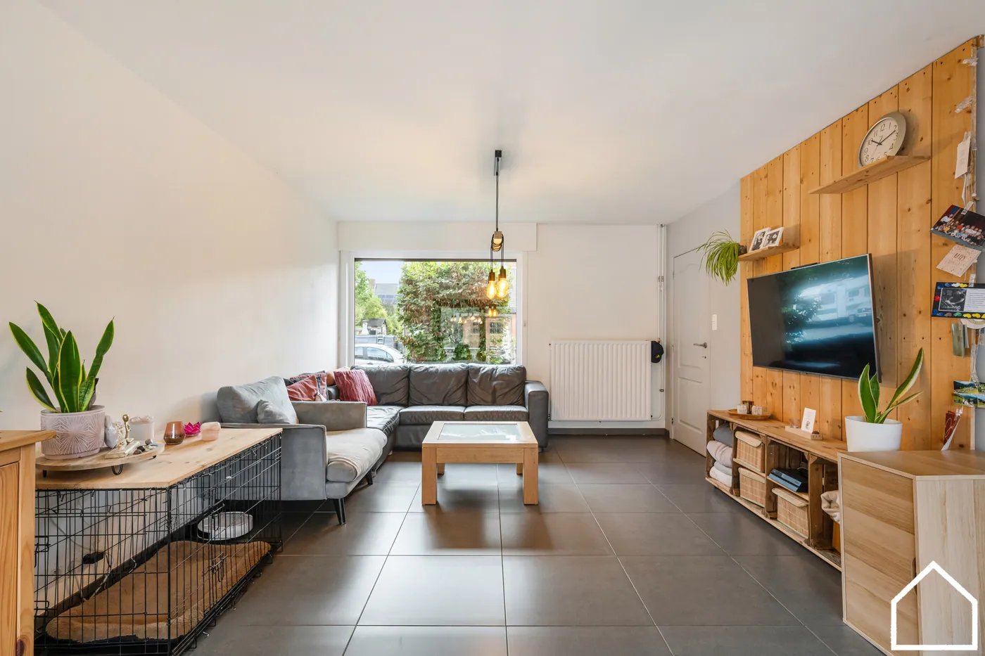 Ruime en energiezuinige gezinswoning met 4 slaapkamers, garage en tuin - foto 5